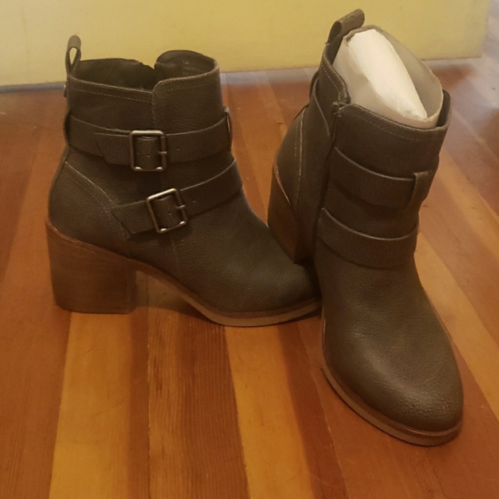 MIA Woman's booties